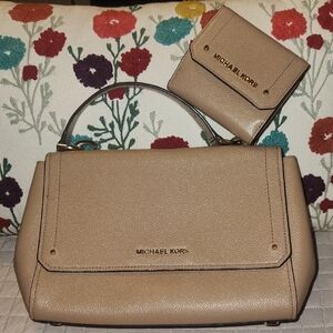 Michael Kors HAYES Satchel and Wallet Set
